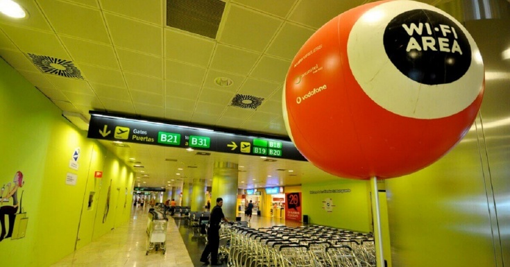 Aena permitirá navegar por Internet más rápido en los aeropuertos
